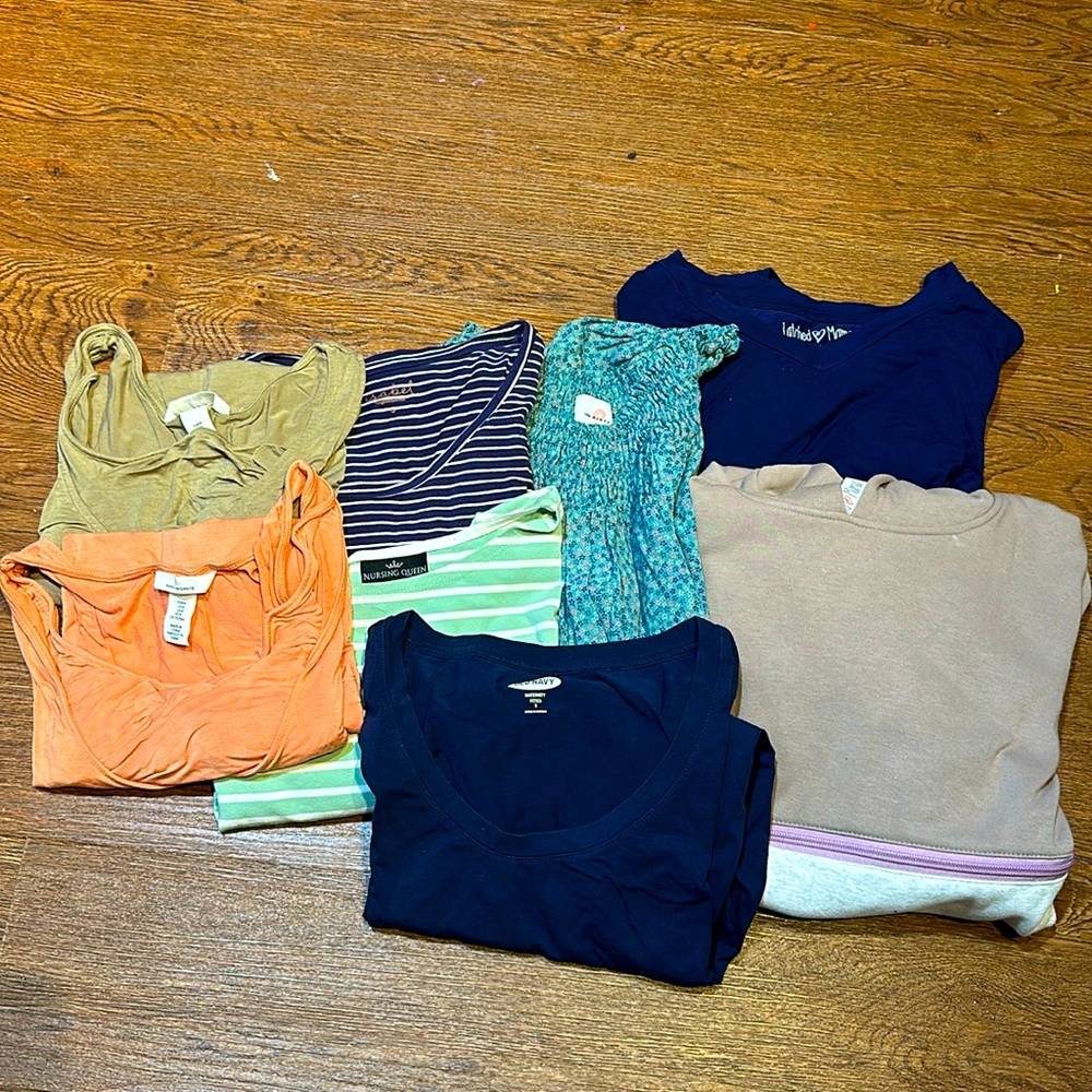 Size S/M pregnancy/breastfeeding, maternity friendly shirts bundle. Gently used.